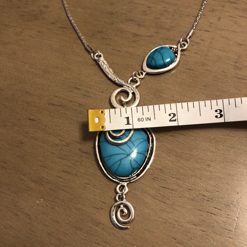 Elegant Silver Tone and Faux Turquoise Necklace - Picture 7 of 9